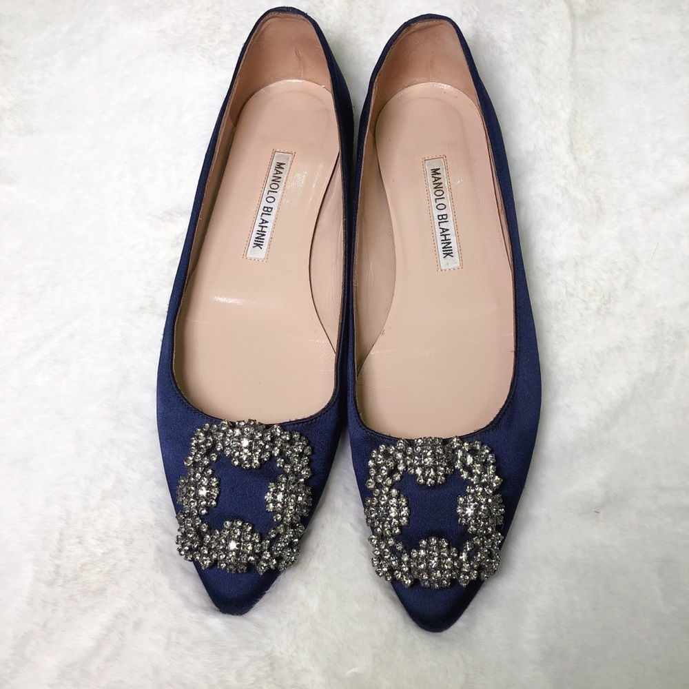 ❤️SOLD❤️Manolo Blahnik hangisi flats navy 37.5